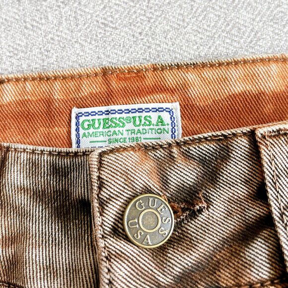 99% NEW GUESS MINI SKIRT, SIZE S - Picture 8 of 8